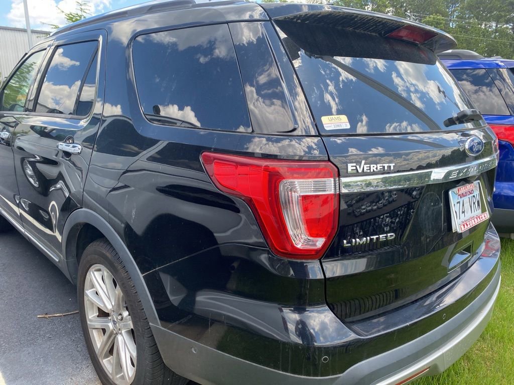 Used 2016 Ford Explorer Limited w/ Equipment Group 301A FWD image 6
