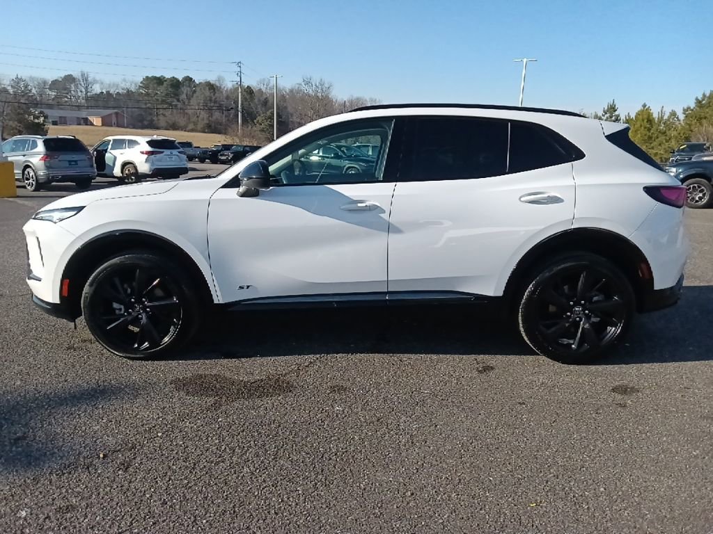 Used 2025 Buick Envision Sport Touring image 6