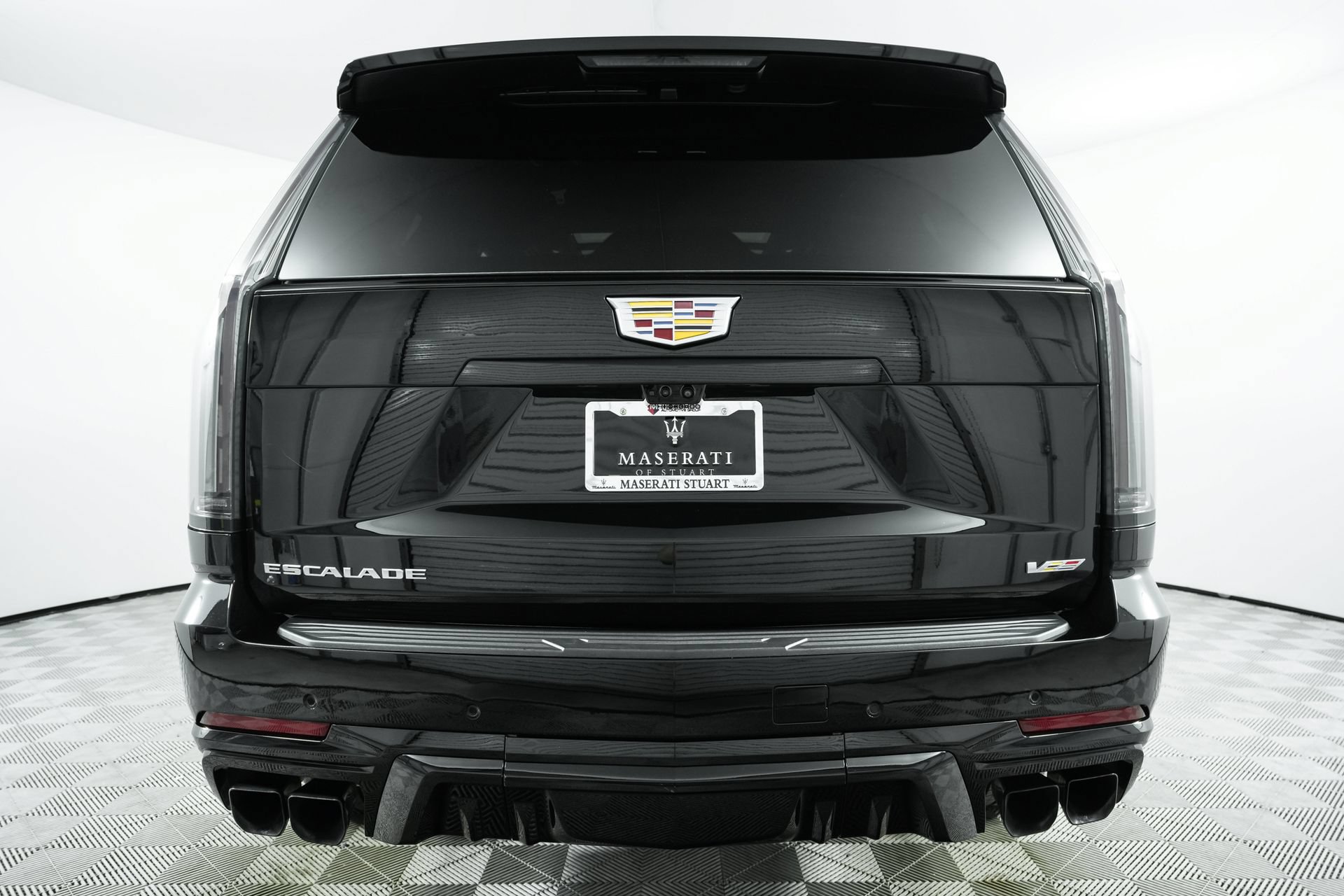 Used 2025 Cadillac Escalade V w/ LPO, Floor Liner Package AWD/4WD image 99