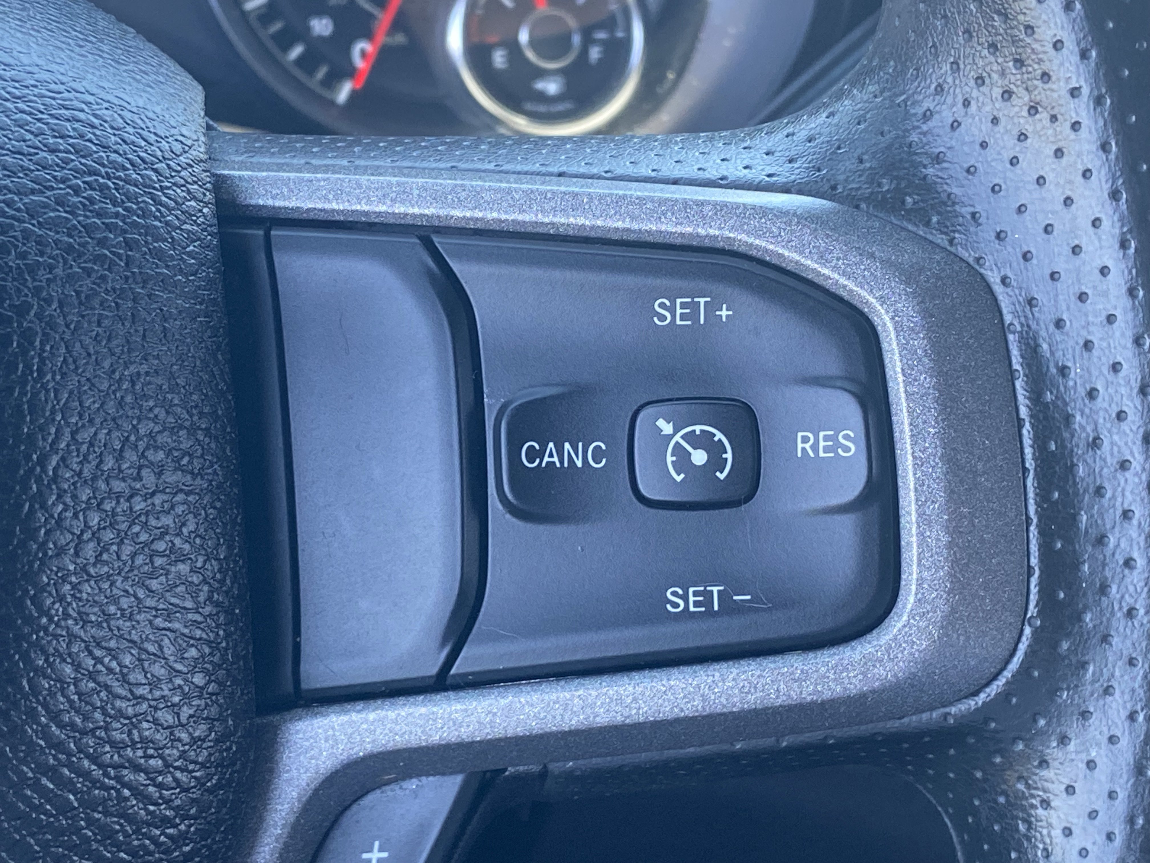 Certified 2024 RAM 2500 Tradesman w/ Chrome Appearance Group AWD/4WD image 24