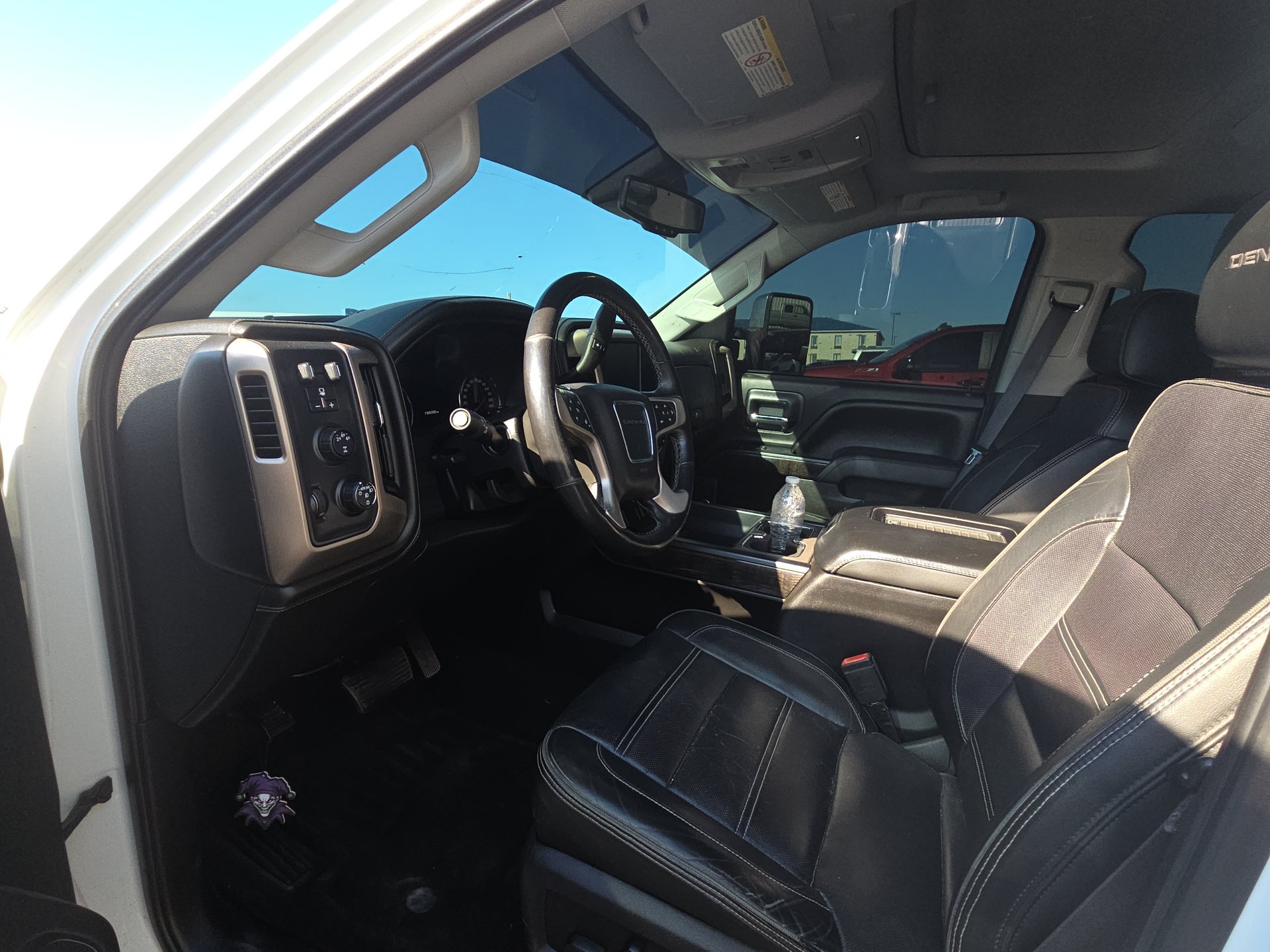 Used 2016 GMC Sierra 2500 Denali w/ Duramax Plus Package AWD/4WD image 7