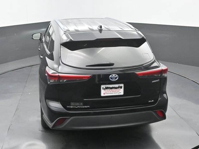 Used 2020 Toyota Highlander XLE FWD image 15