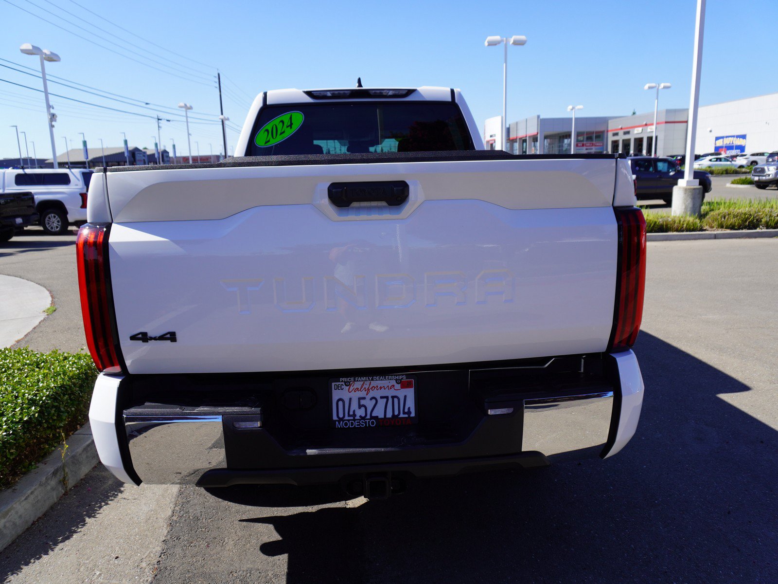 Used 2024 Toyota Tundra SR5 w/ TRD Off-Road Package AWD/4WD image 14