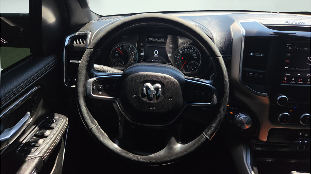 Used 2019 RAM 1500 Laramie w/ Sport Appearance Package AWD/4WD image 39