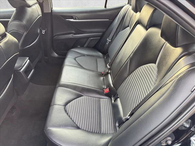 Used 2024 Toyota Camry SE FWD image 17