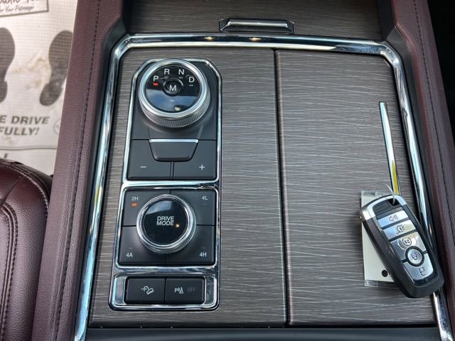 Used 2023 Ford Expedition Limited image 35