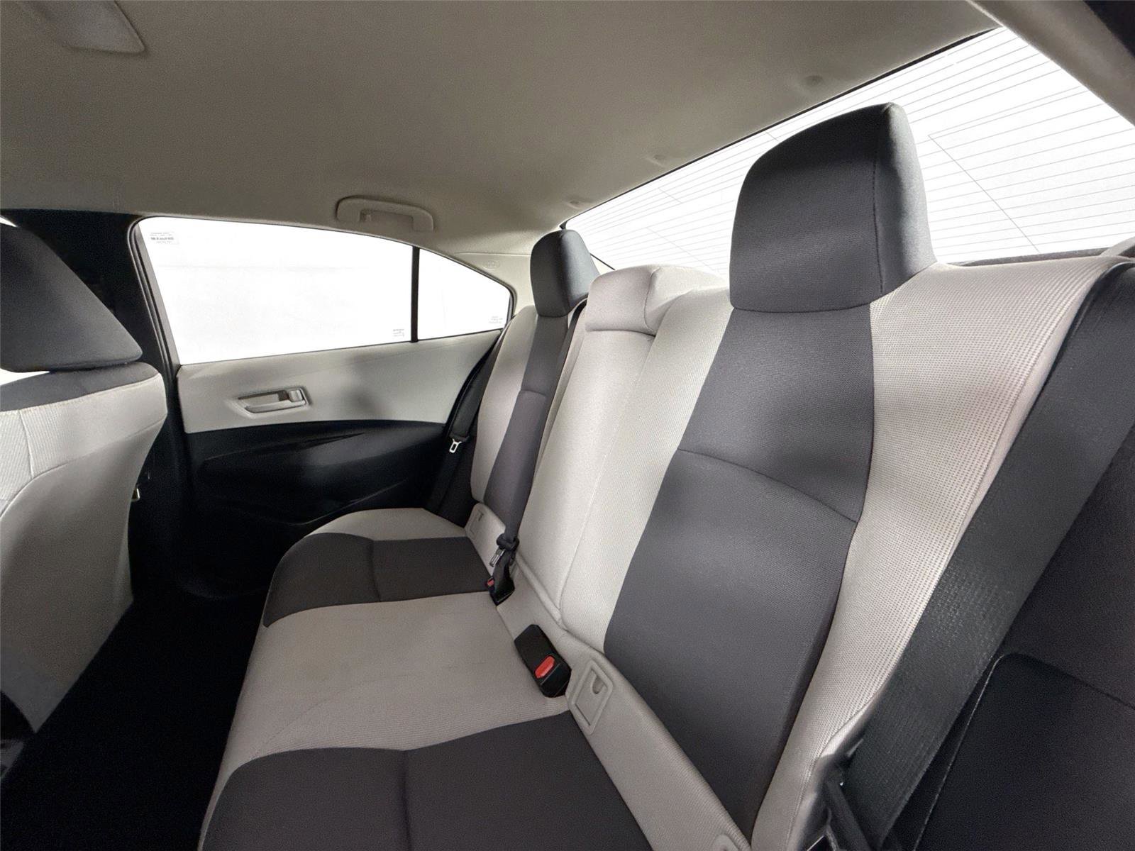 Certified 2025 Toyota Corolla LE FWD image 27