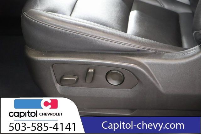 Used 2023 Chevrolet Suburban LT image 14