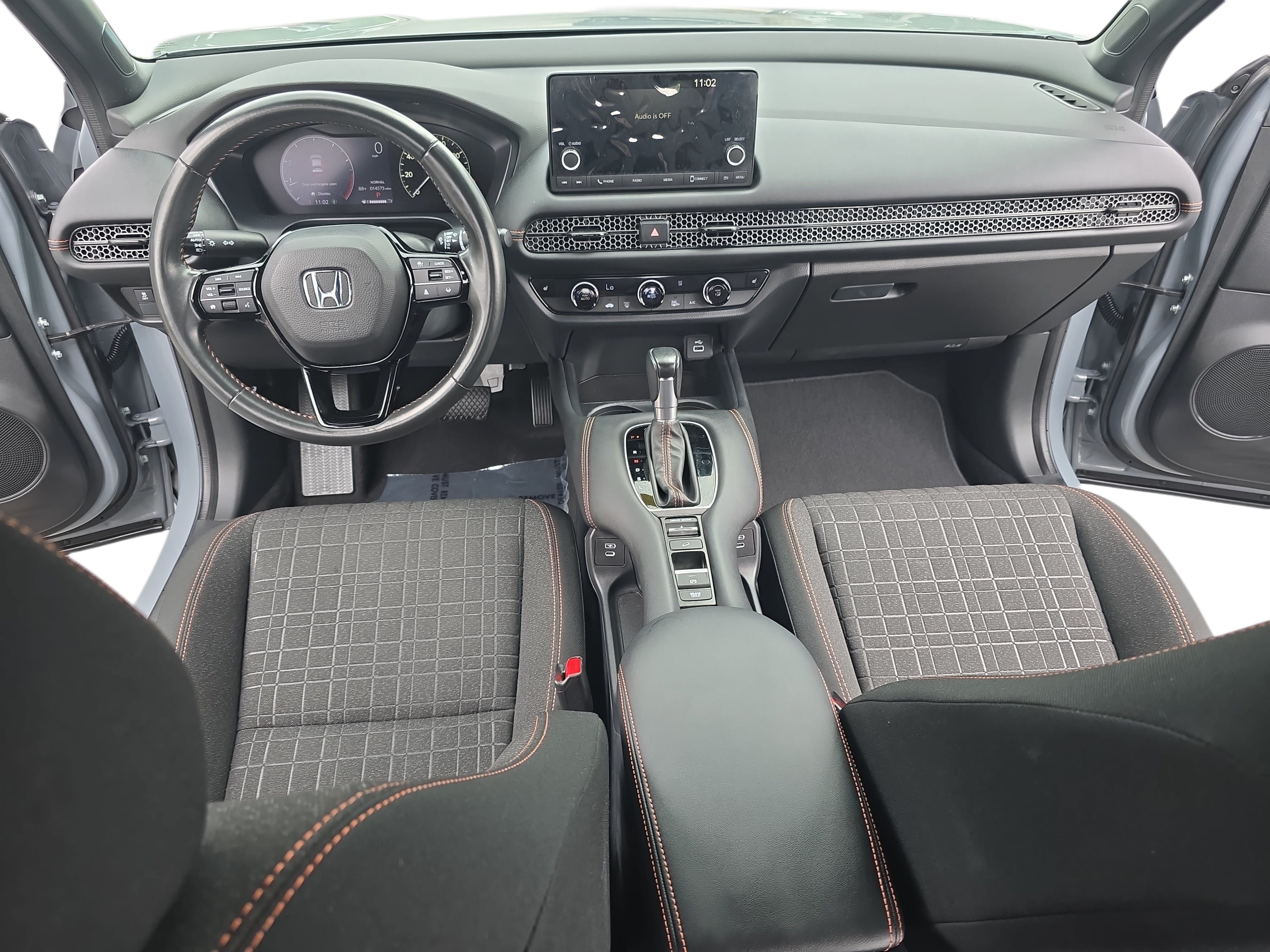 Used 2024 Honda HR-V Sport image 9