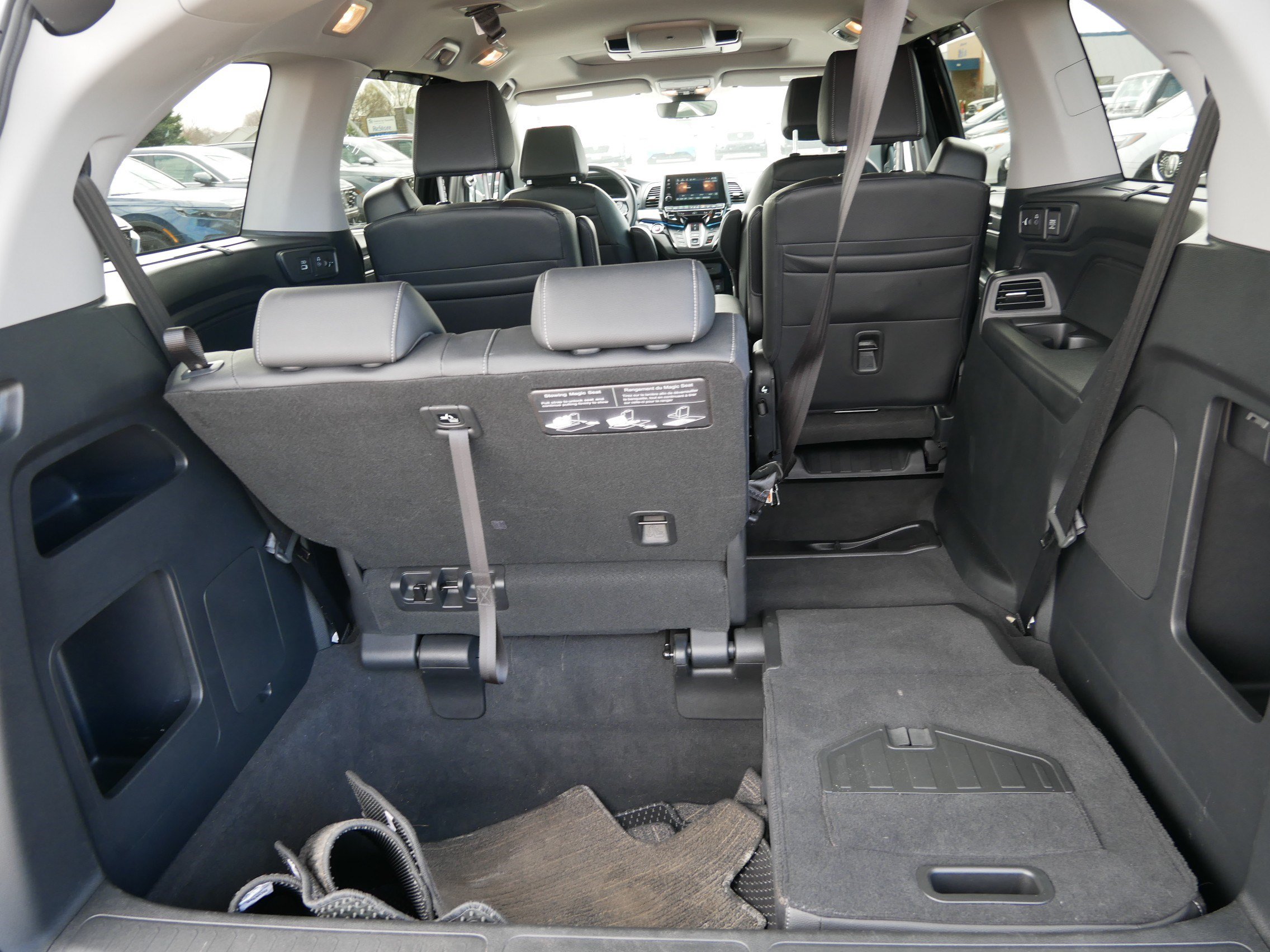 Used 2024 Honda Odyssey Touring image 18