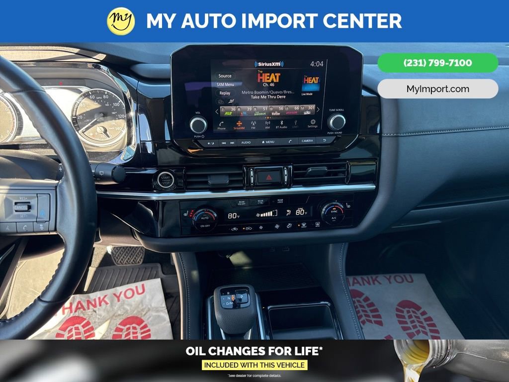 Used 2024 Nissan Pathfinder SV image 20