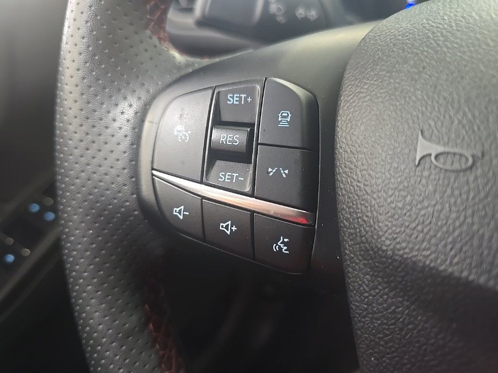 Used 2023 Ford Escape ST-Line w/ Tech Pack #1 AWD/4WD image 18