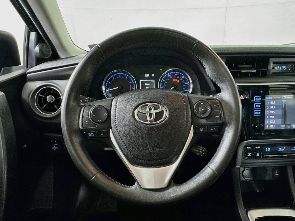 Used 2017 Toyota Corolla SE w/ Carpet Mat Package (TMS) FWD image 11