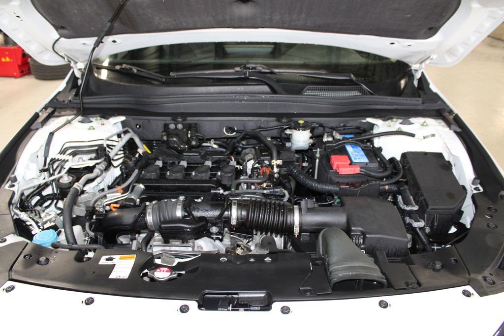 Used 2021 Honda Accord EX-L image 16