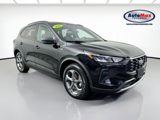 Used 2025 Ford Escape ST-Line image 1