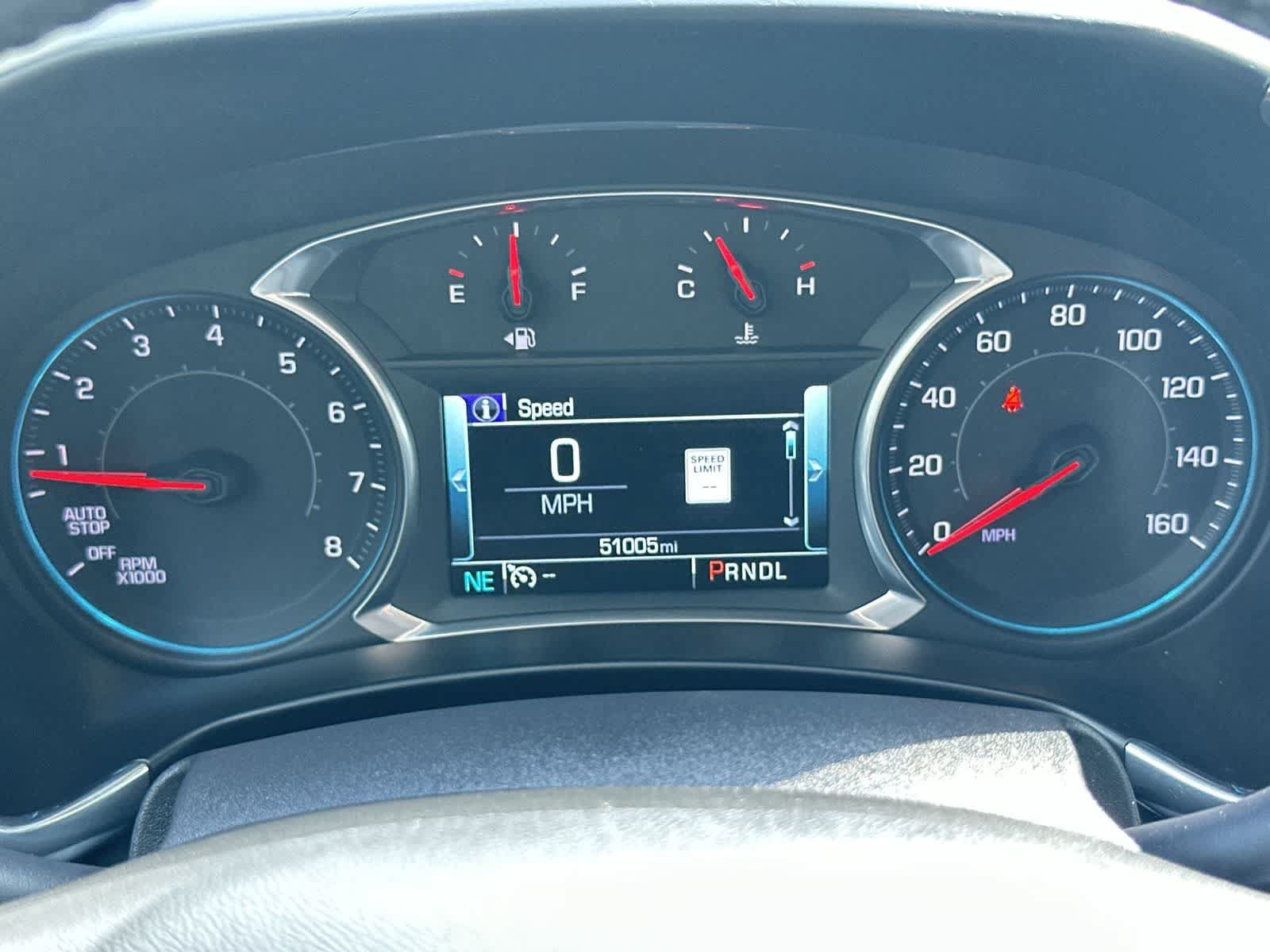 Used 2018 Chevrolet Equinox Premier FWD image 22