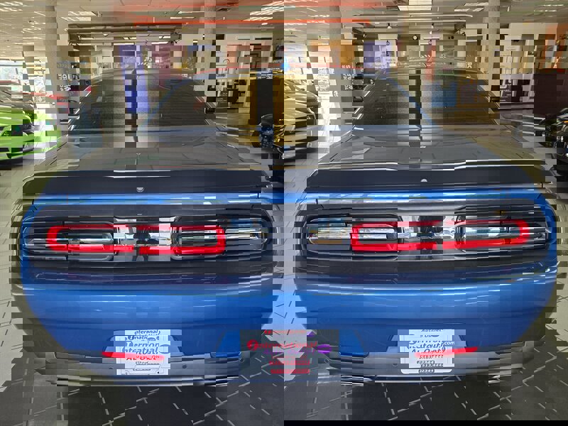Used 2021 Dodge Challenger R/T w/ Blacktop Package image 30