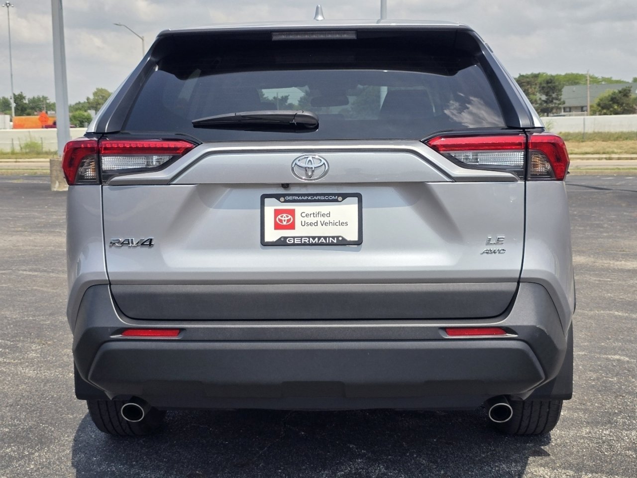 Certified 2023 Toyota RAV4 LE AWD/4WD image 12