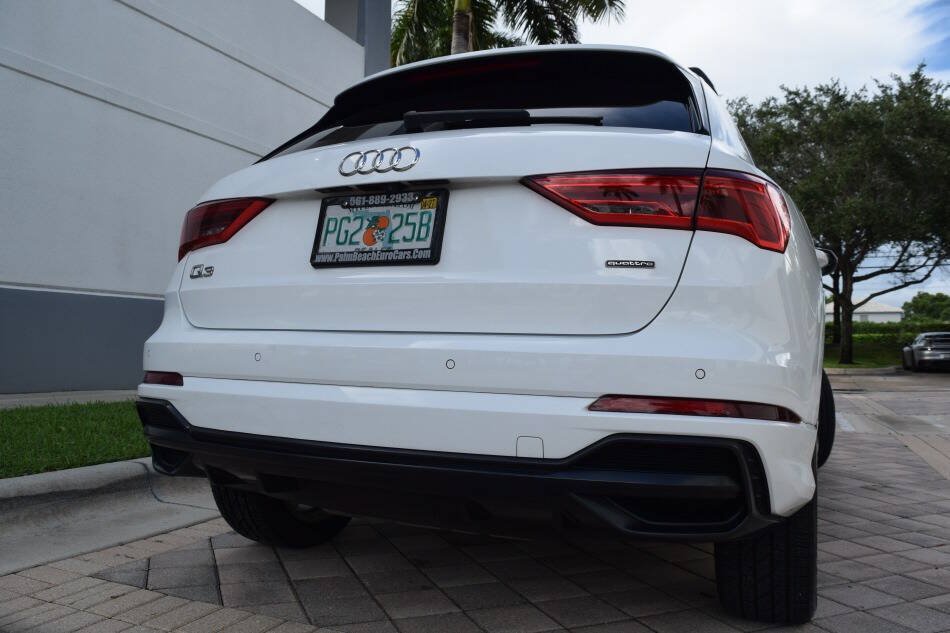 Used 2020 Audi Q3 2.0T Premium w/ Convenience Package AWD/4WD image 19