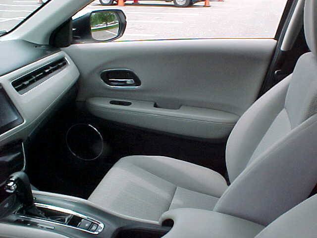 Used 2016 Honda HR-V EX image 18