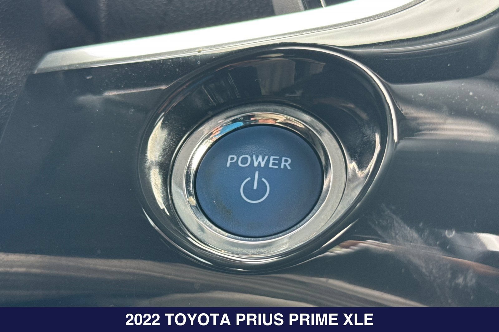 Used 2022 Toyota Prius Prime XLE FWD image 24