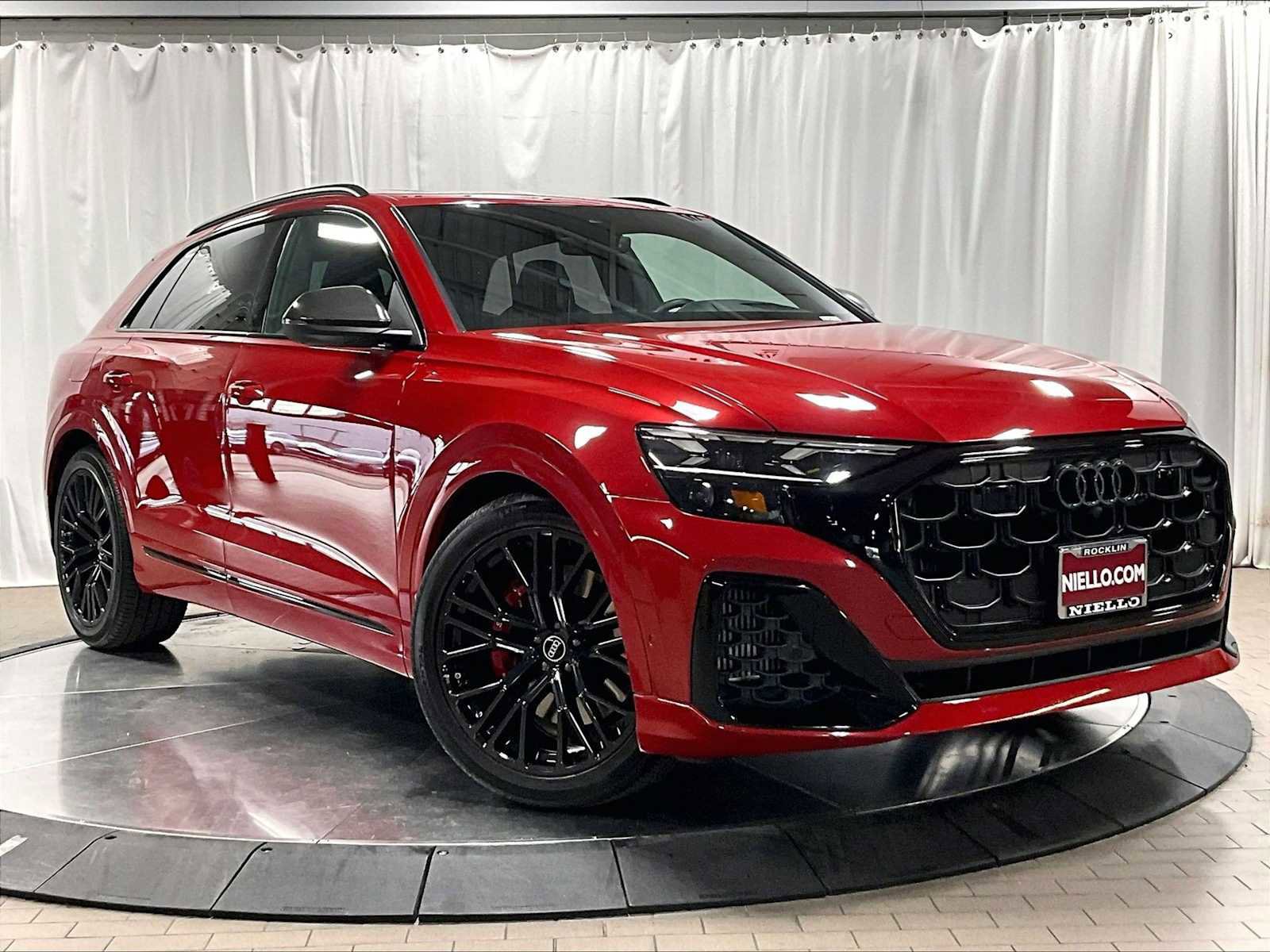 Used 2024 Audi SQ8 Prestige image 12