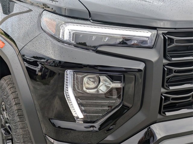 New 2026 GMC Canyon Elevation w/ Convenience Package image 9