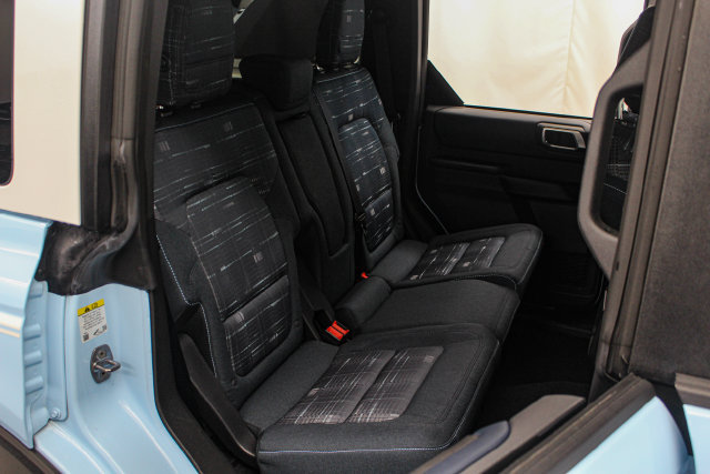 Used 2025 Ford Bronco Heritage Edition AWD/4WD image 16