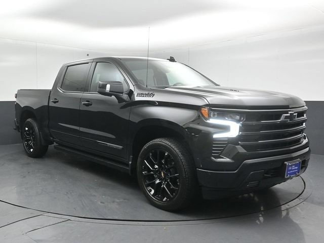 Used 2026 Chevrolet Silverado 1500 High Country w/ Midnight Edition AWD/4WD video 1