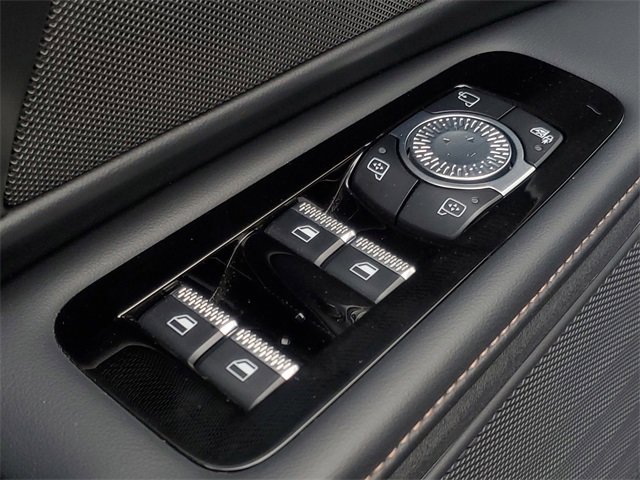 Certified 2024 Lincoln Nautilus Reserve w/ Jet Appearance Package (87T) image 14