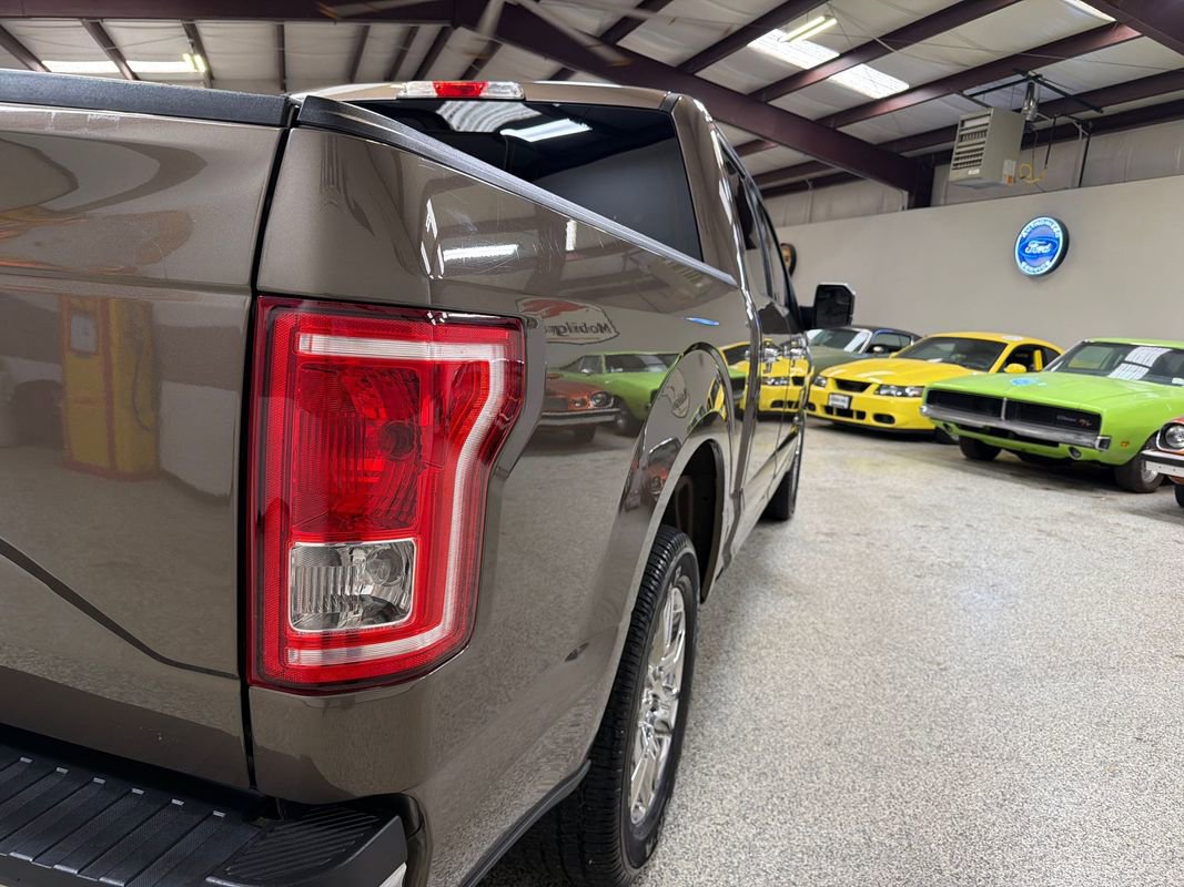 Used 2016 Ford F150 XLT w/ Equipment Group 302A Luxury RWD image 16