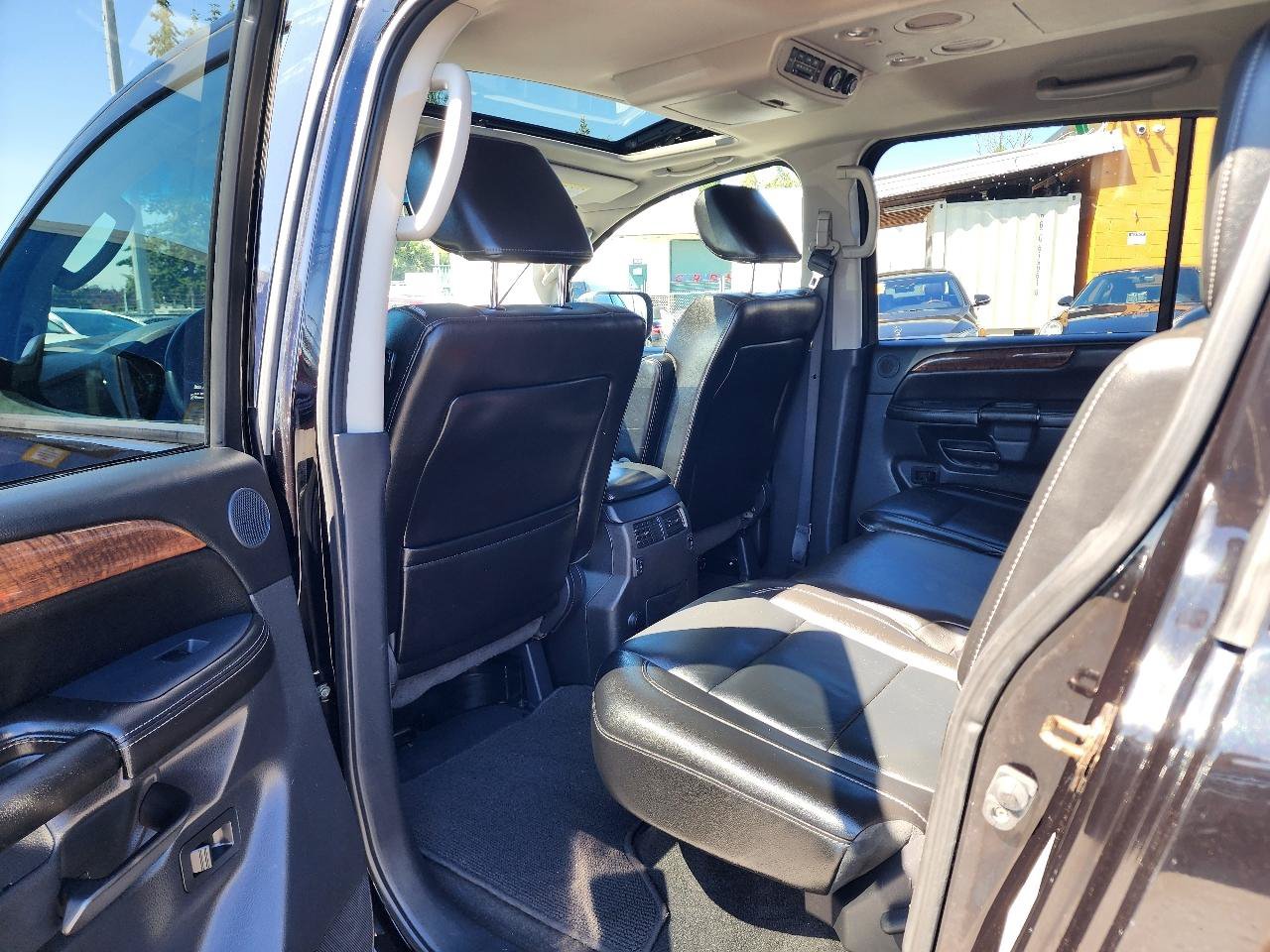 Used 2012 Nissan Armada Platinum AWD/4WD image 22