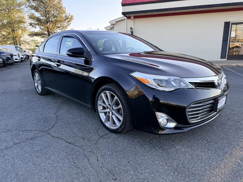Used 2014 Toyota Avalon XLE Touring FWD image 3
