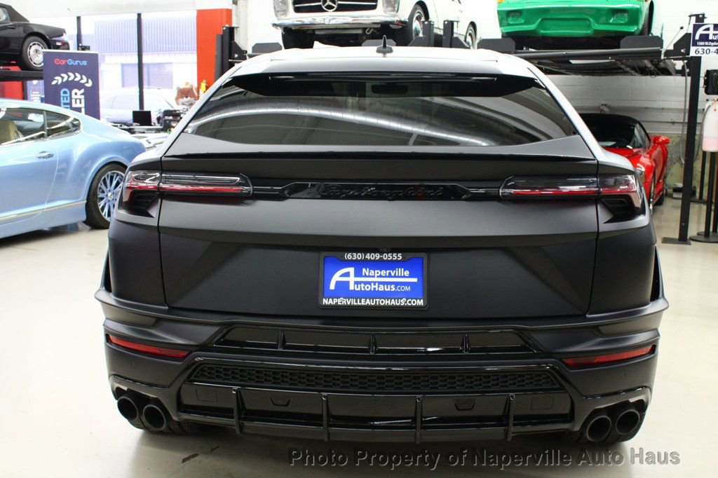 Used 2023 Lamborghini Urus S image 6