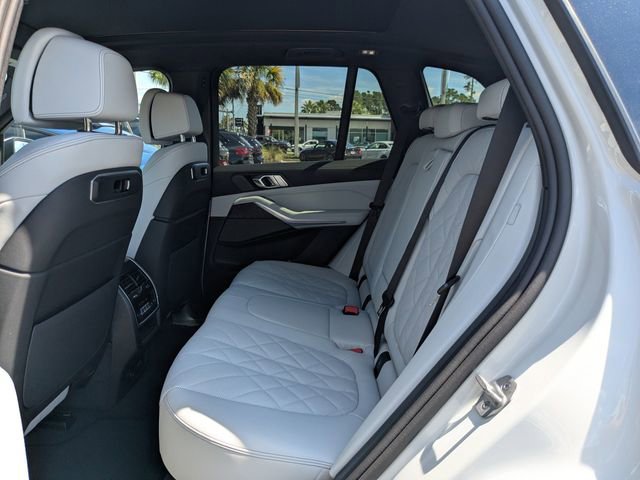 New 2026 BMW X5 sDrive40i w/ Climate Comfort Package image 15