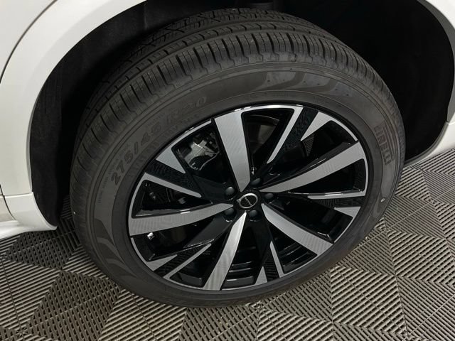 New 2026 Volvo XC90 B5 Core AWD/4WD image 37