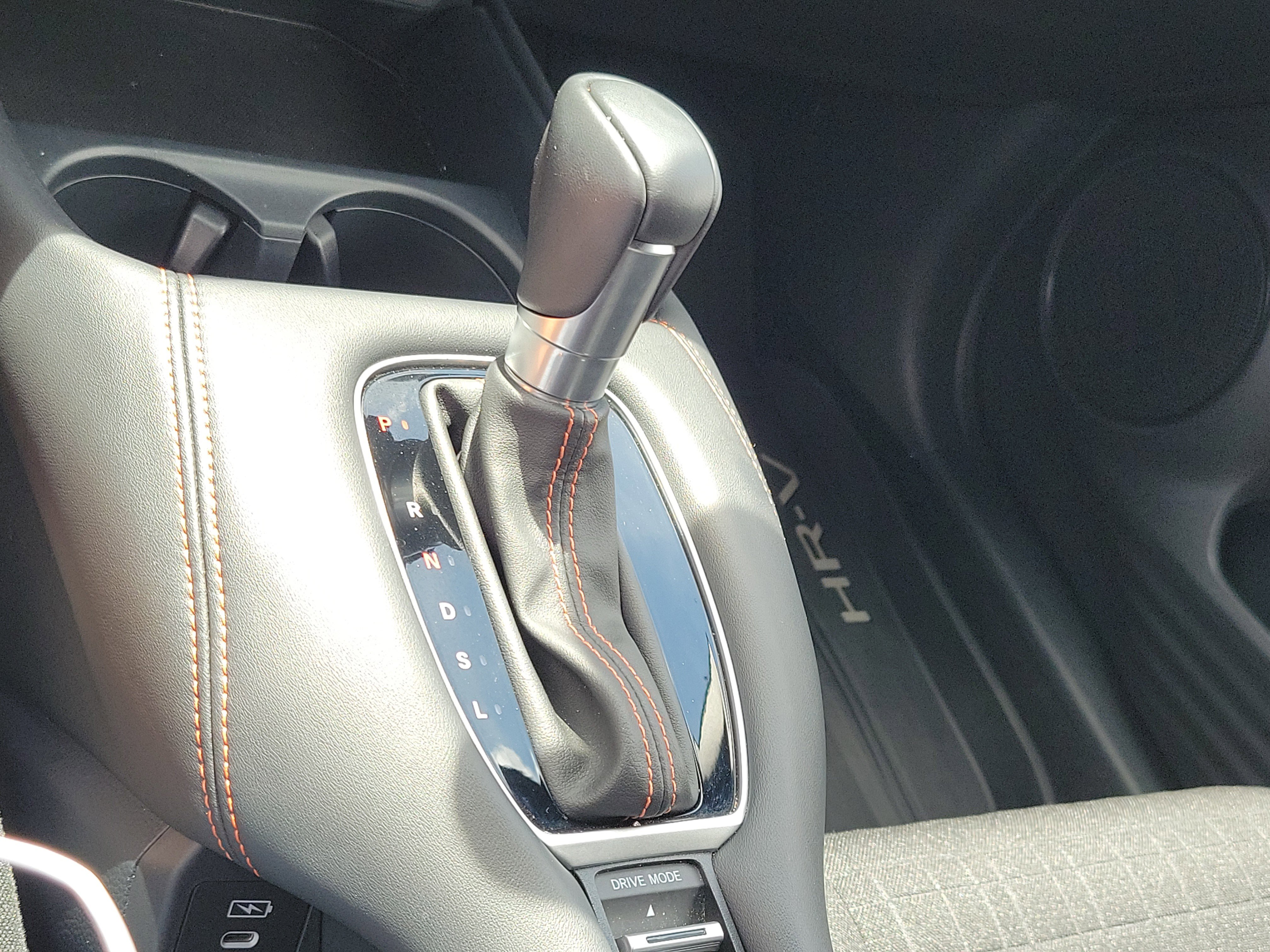 Used 2025 Honda HR-V Sport image 26