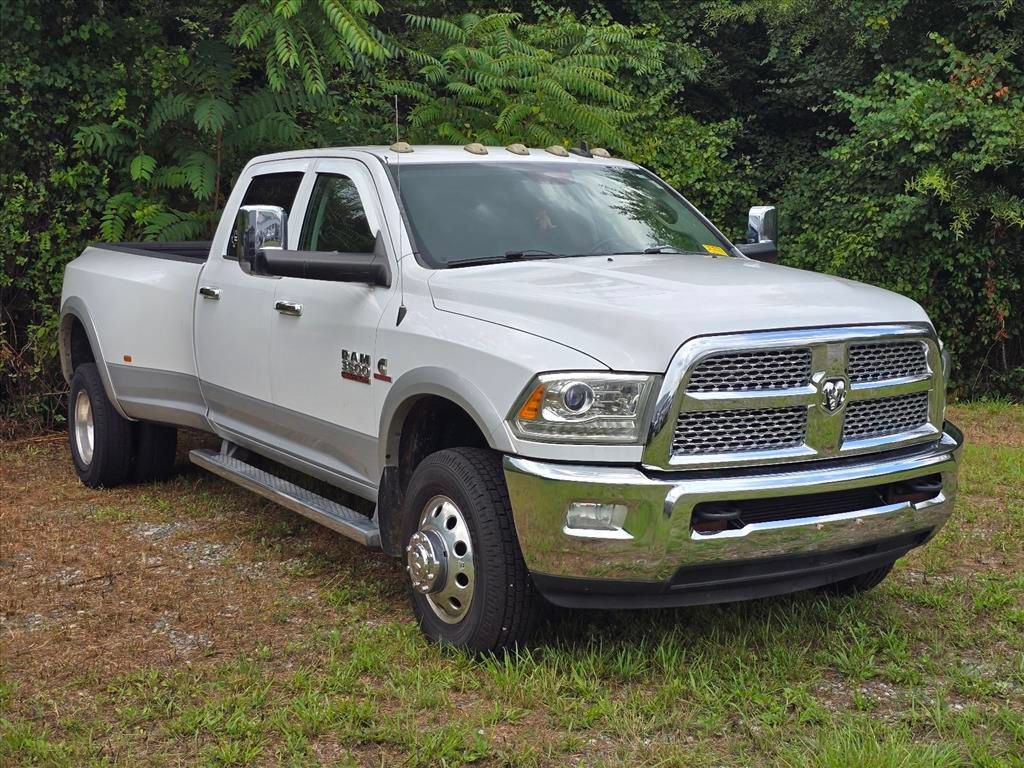 Used 2015 RAM 3500 Laramie AWD/4WD image 9