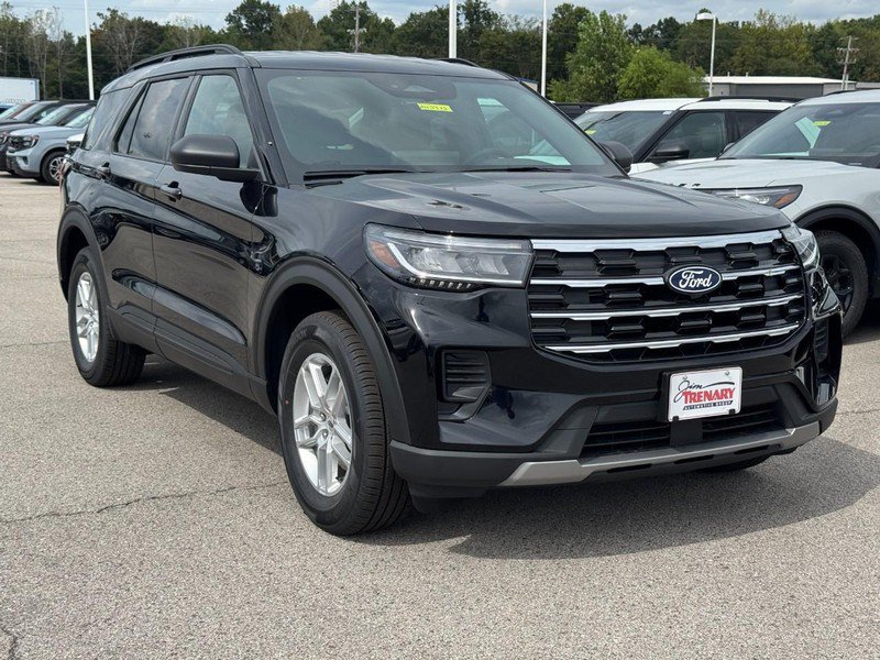 New 2027 Ford Explorer Active AWD/4WD image 2