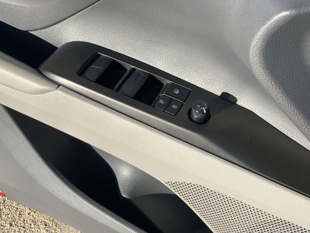 Used 2023 Toyota Camry LE image 21