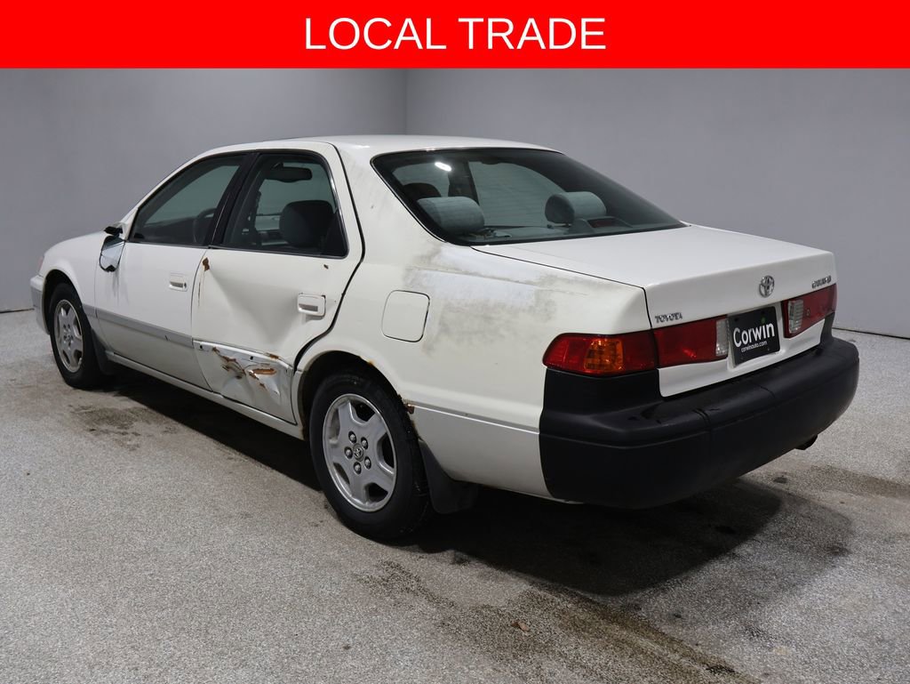 Used 2001 Toyota Camry LE FWD image 11