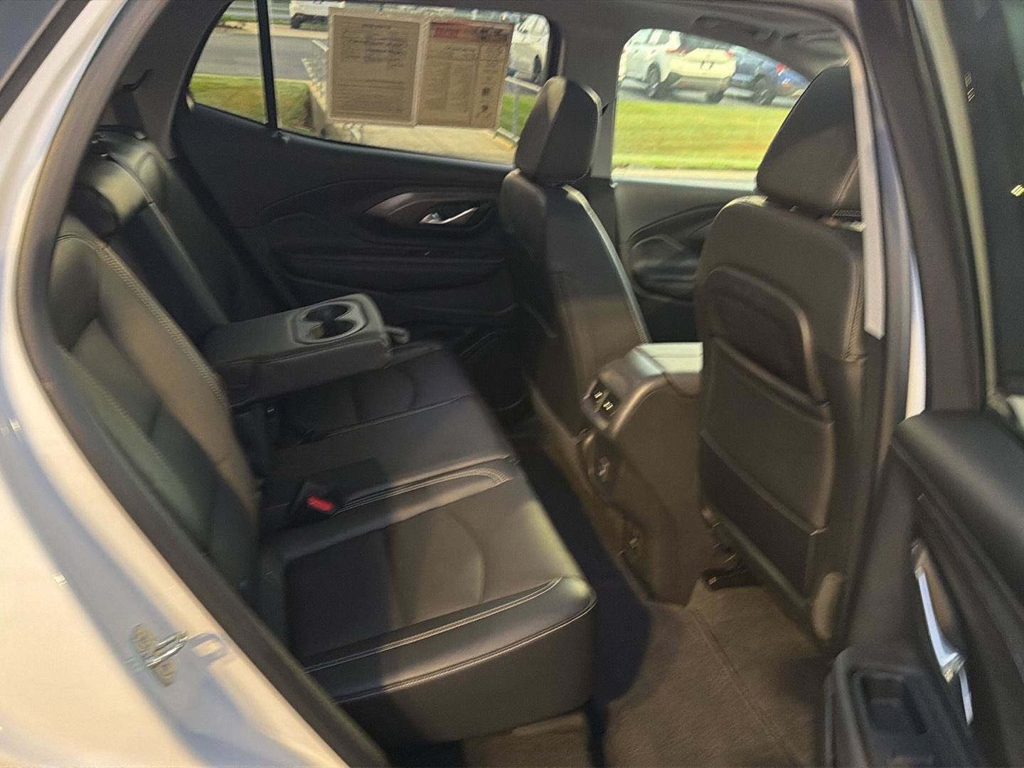 Used 2023 GMC Terrain SLT FWD image 12