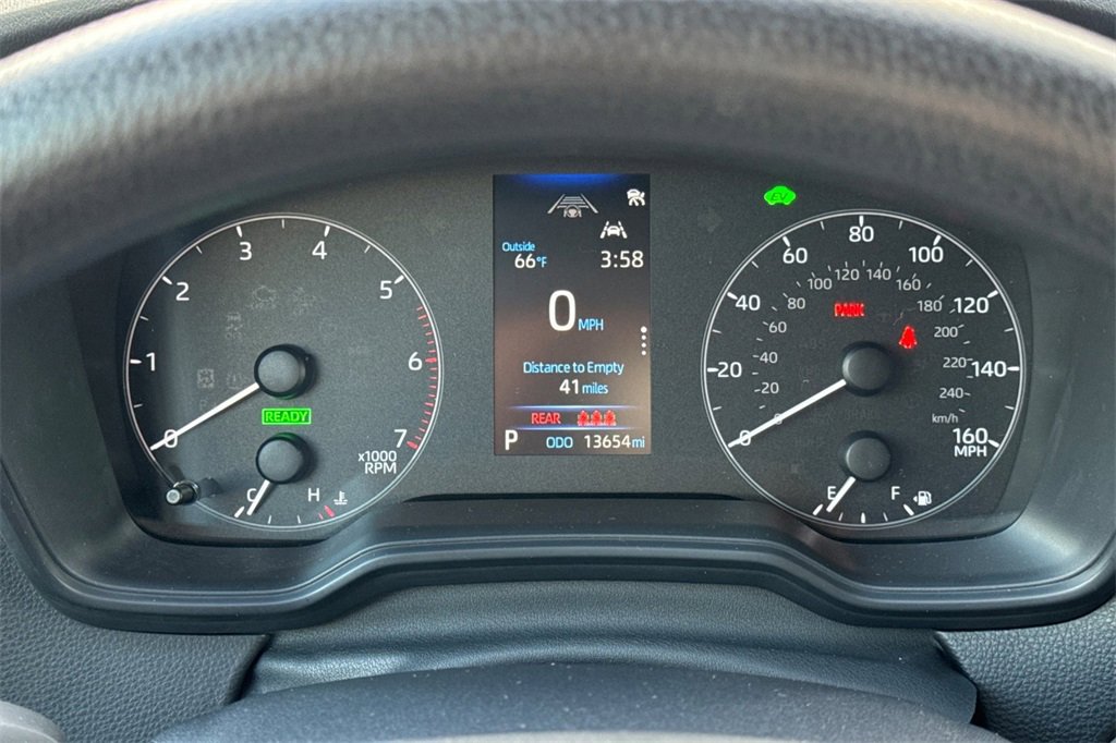 Certified 2024 Toyota Corolla LE image 22
