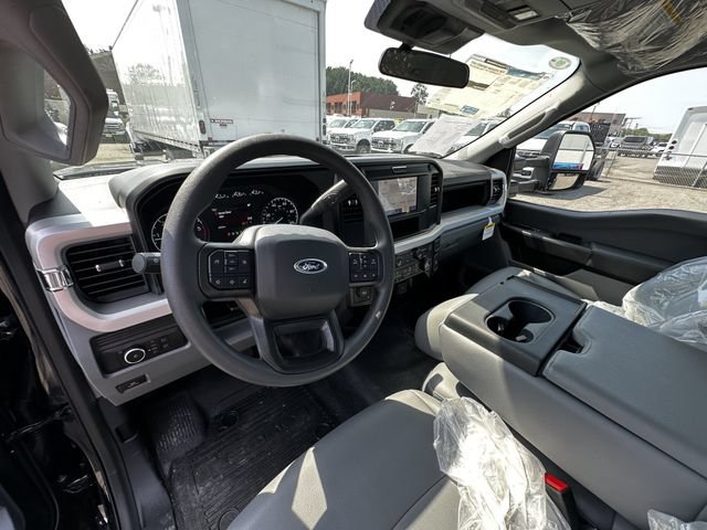 New 2026 Ford F550 4x4 Regular Cab Super Duty image 14