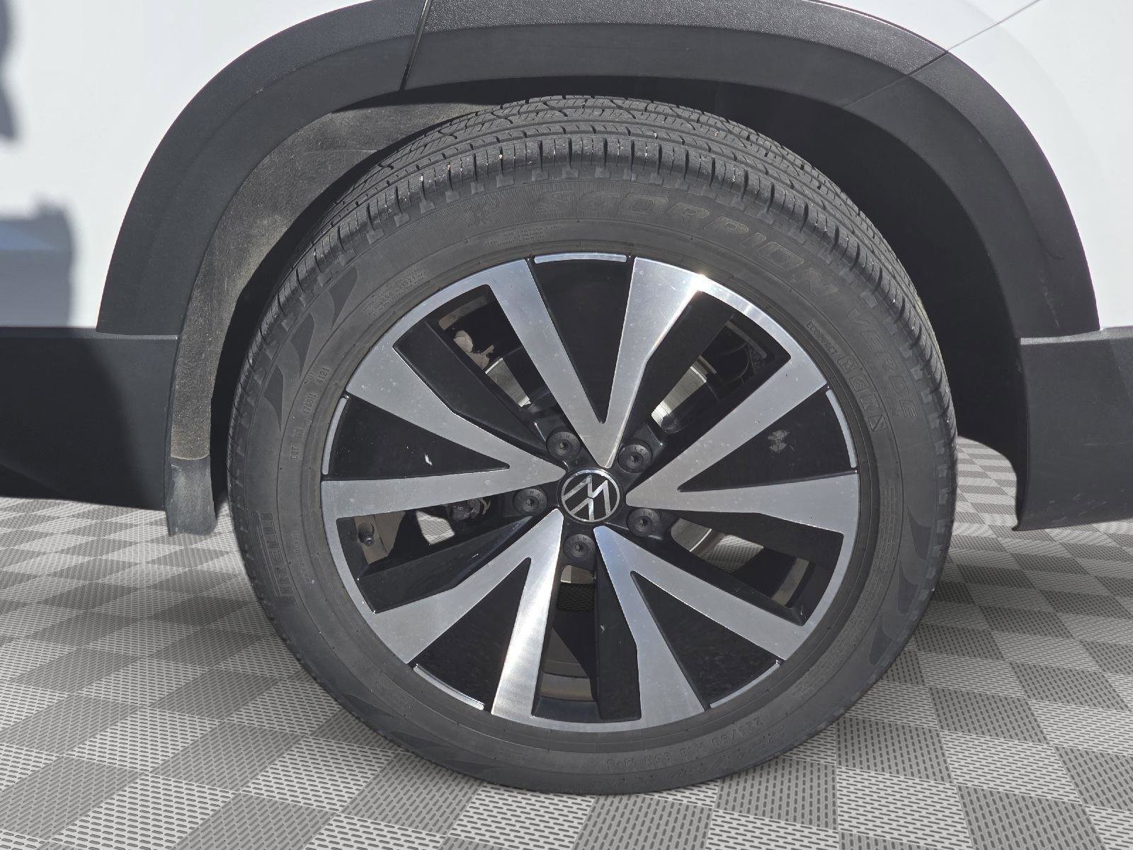 Used 2022 Volkswagen Taos SE image 23