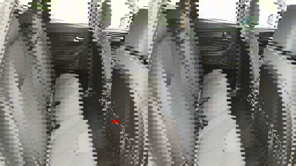 Used 2023 Hyundai Santa Fe SE image 23