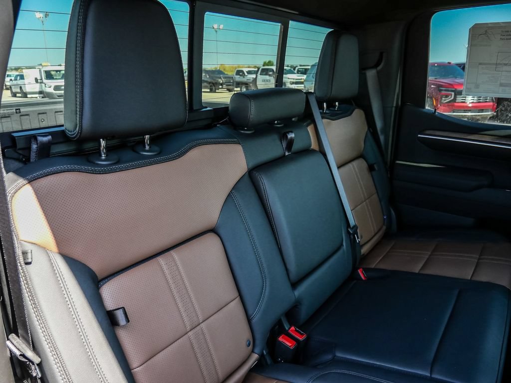 New 2026 Chevrolet Silverado 1500 High Country AWD/4WD image 26