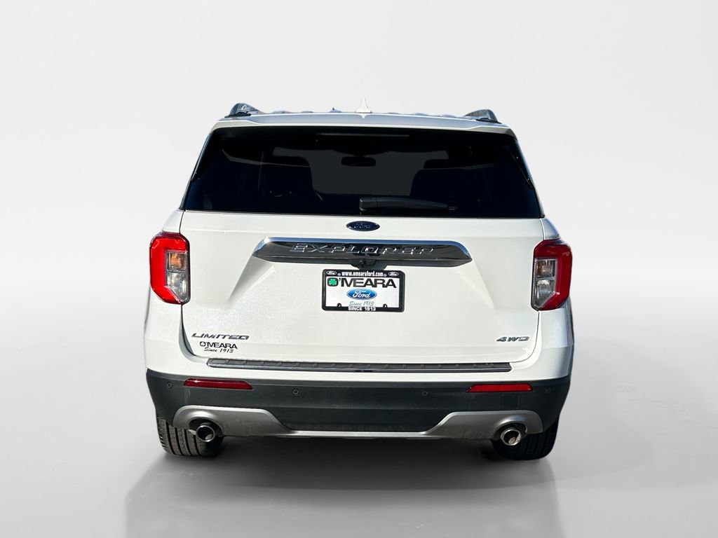 Used 2023 Ford Explorer Limited w/ Equipment Group 301A image 5