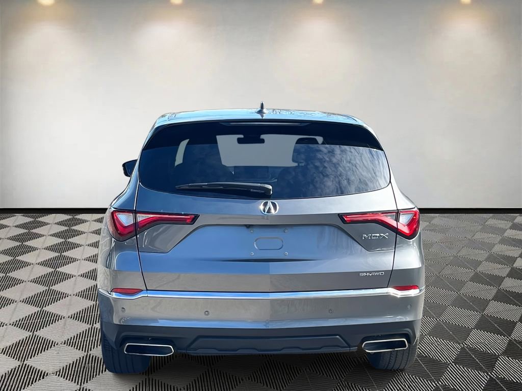 Used 2023 Acura MDX SH-AWD w/ Technology Package image 4
