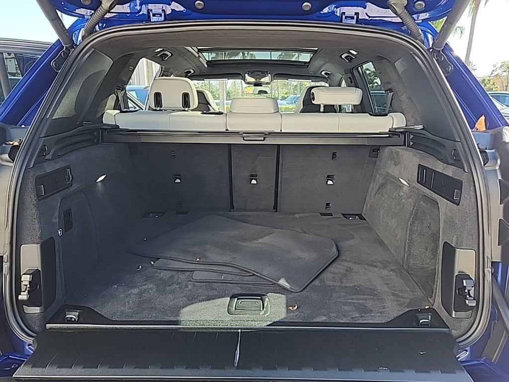 Used 2023 BMW X5 M w/ Executive Package image 22